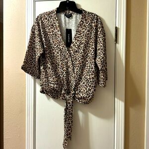 Bebé Cheetah Print Jacket.
